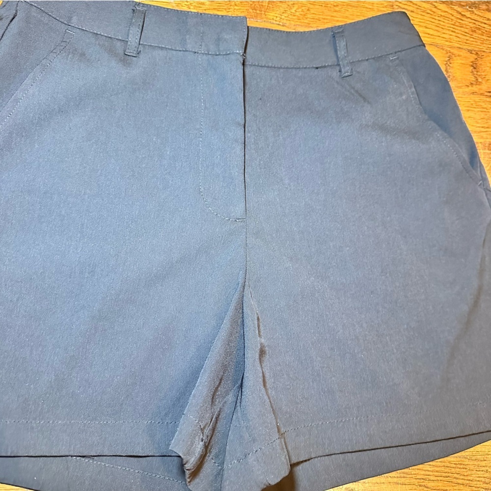 Max Studio Black Women’s Shorts - Picture 2 of 7